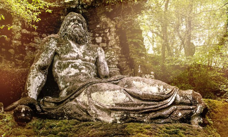 TURISMO DELLE RADICI / LAZIO: BOMARZO, NEL PAESE DELLE MERAVIGLIE